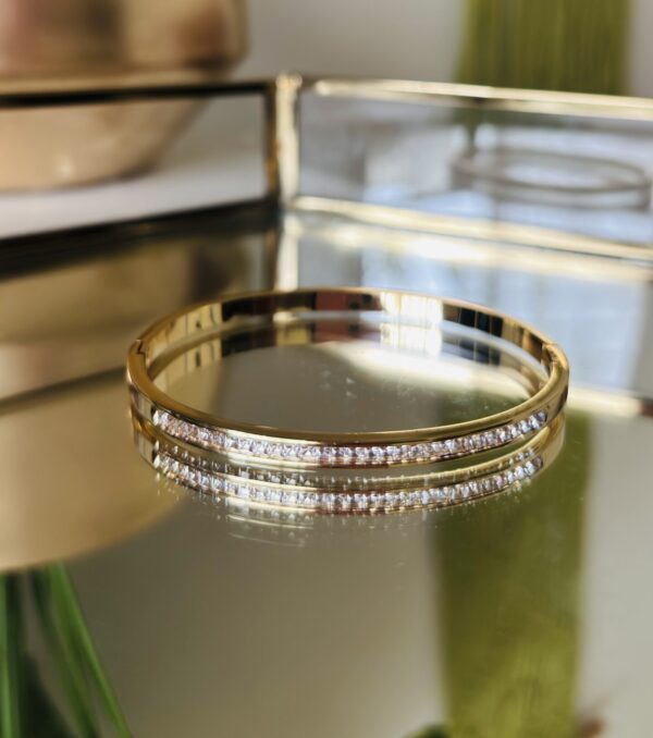 Lumine Élégance Bangle