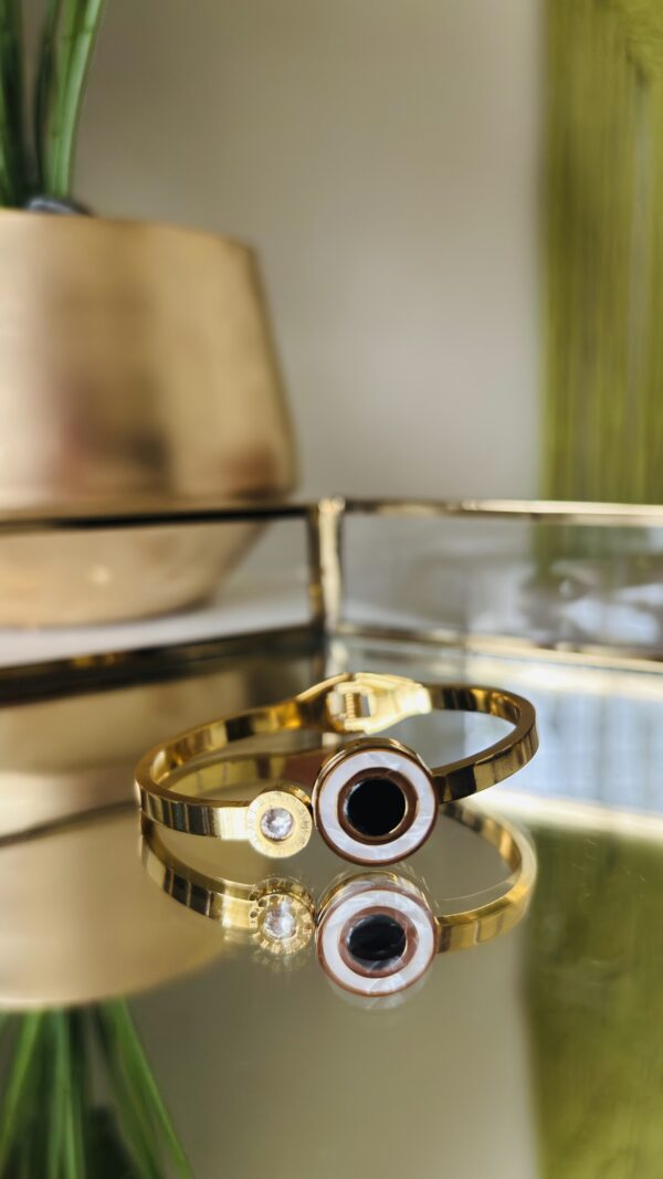 Aurum Halo Cuff - Image 2
