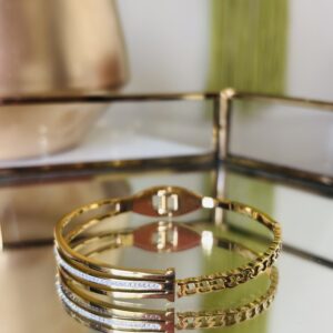 Duchess Chain Cuff